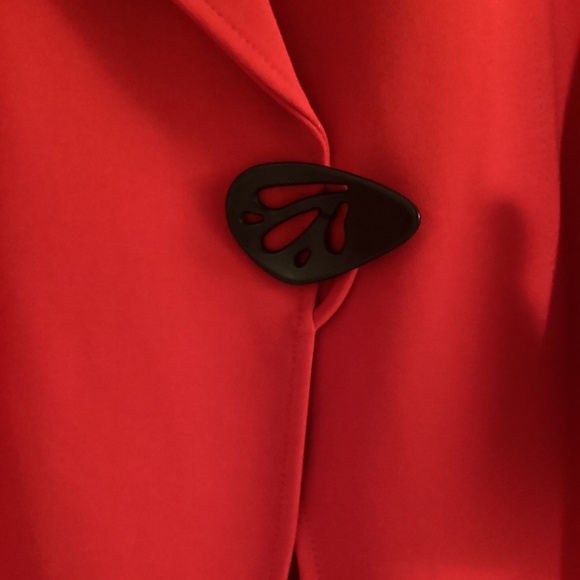 Joseph Ribkoff red jacket, size 8 - Picture 2 of 4